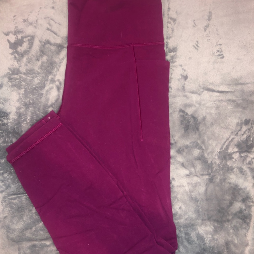 Athleta- Salutation 7/8 Legging